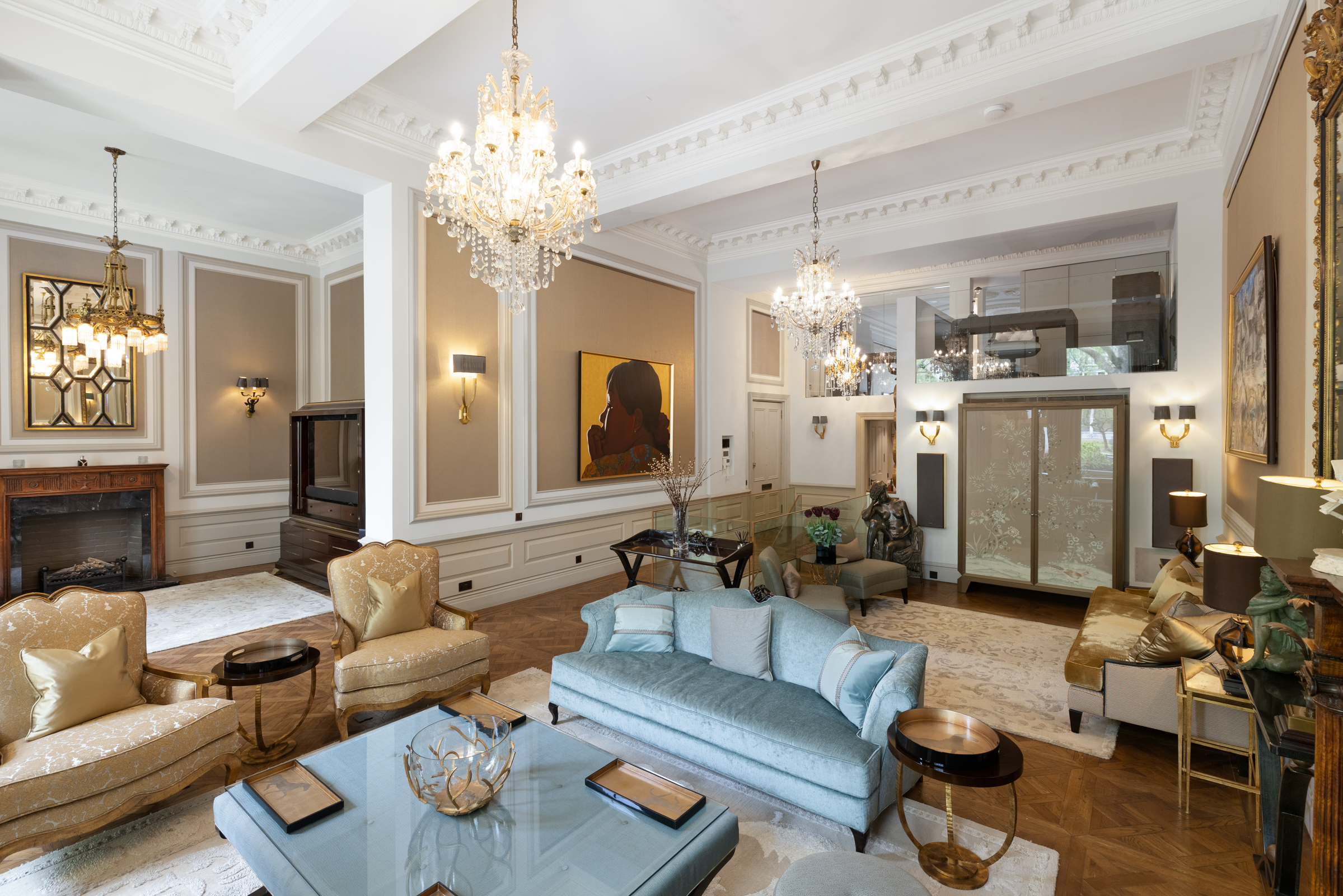 Exquisite apartment on Princes Gate