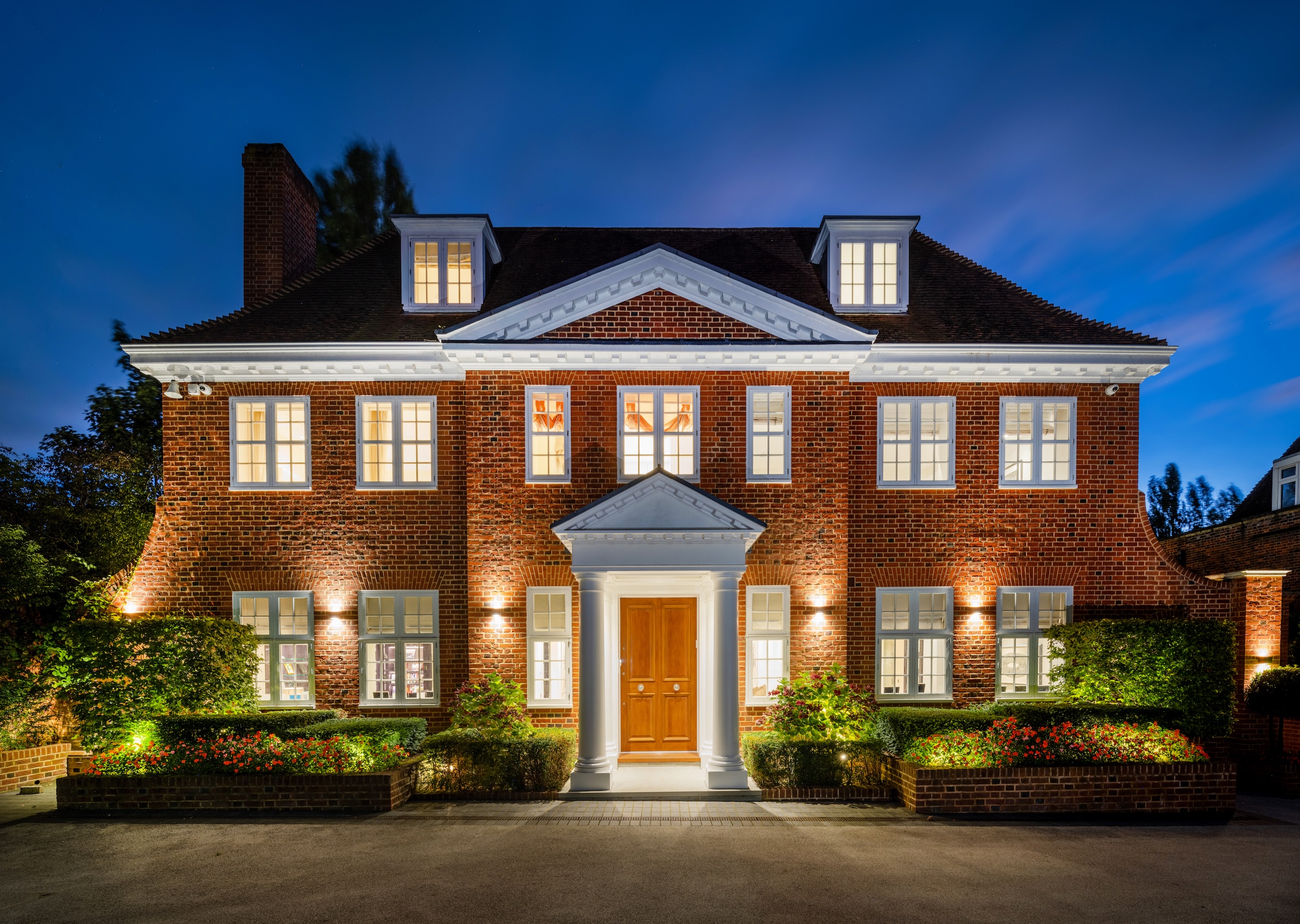80 Winnington Road