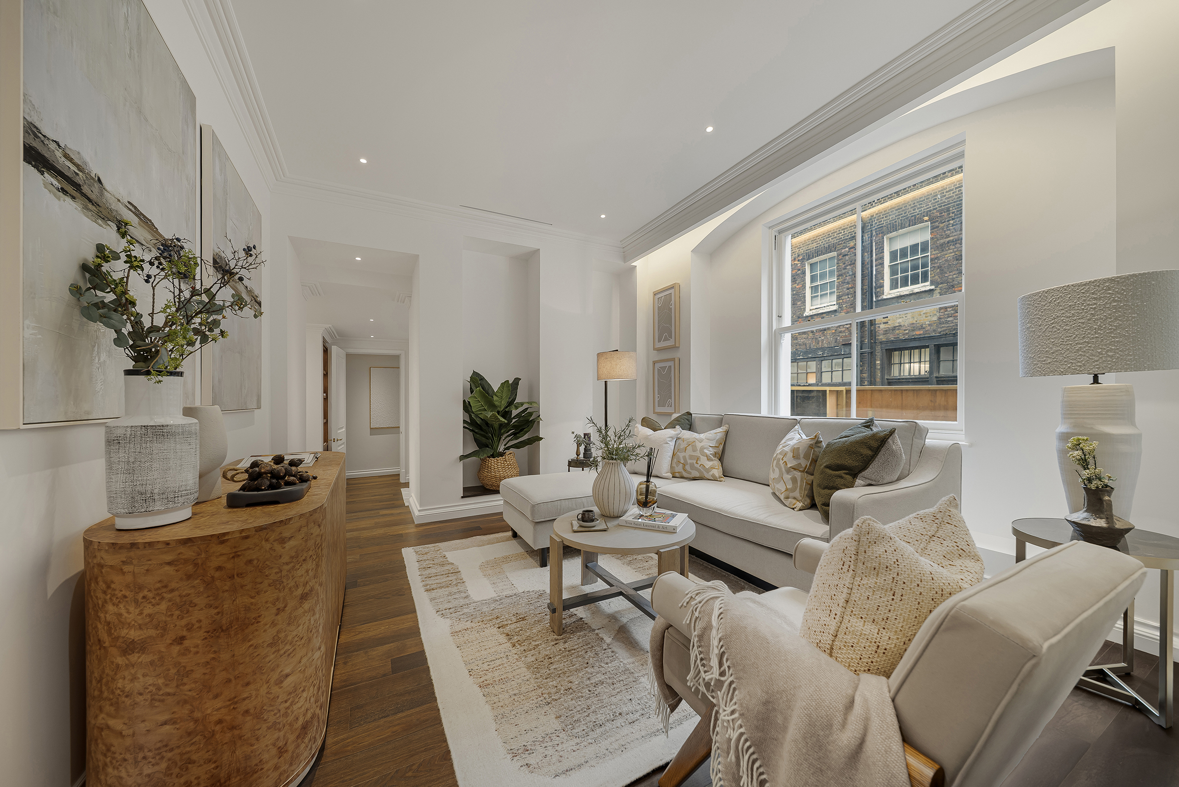 A Three-Bedroom Mews Townhouse in Mayfair
