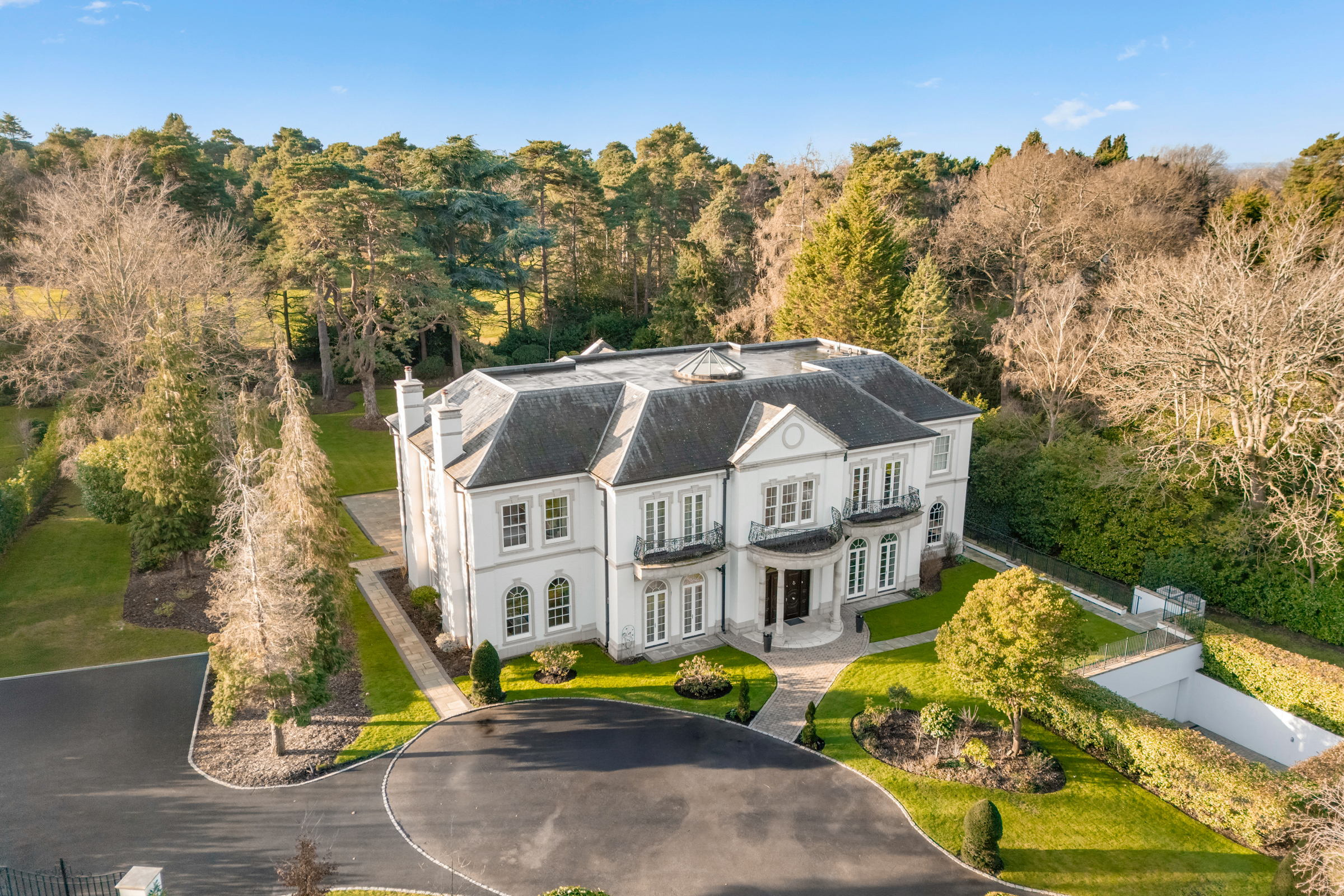 A Classical Style Mansion on St George's Hill
