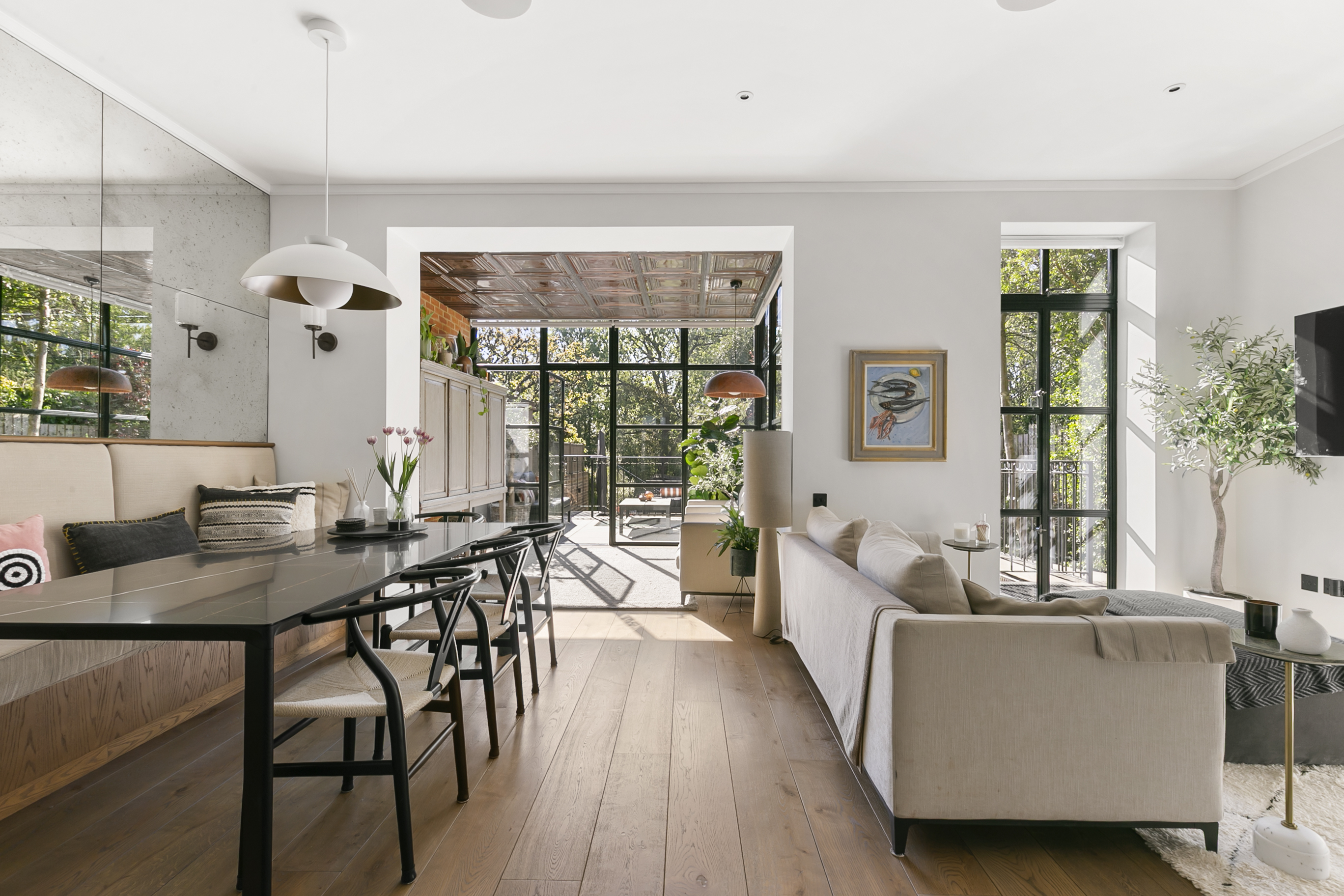 Newly Built Family Home Replete with Bespoke Finishes