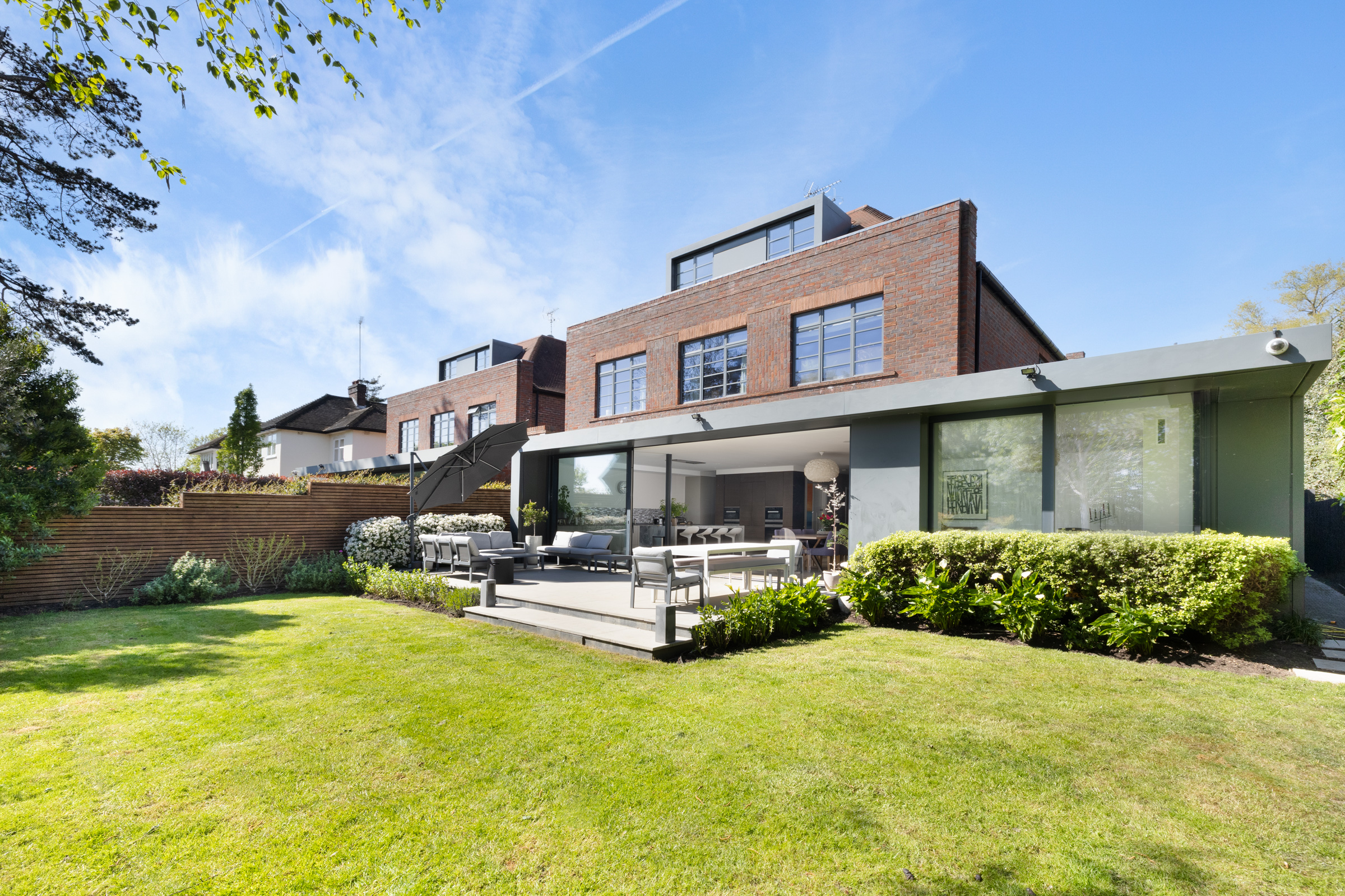 An Exceptional Modern Detached House in a Prime West Wimbledon Location