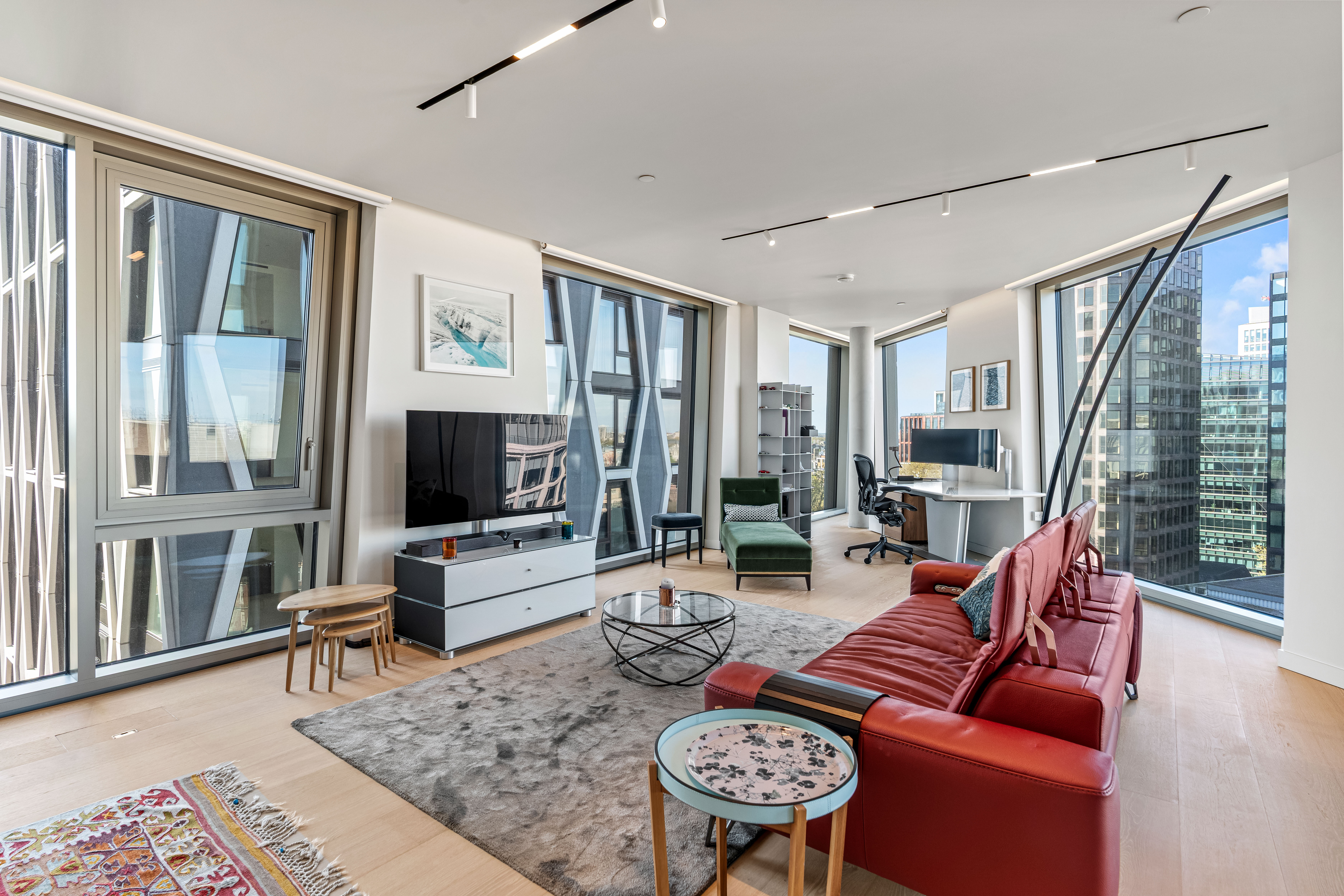 A sculptural four-bedroom apartment above Westminster