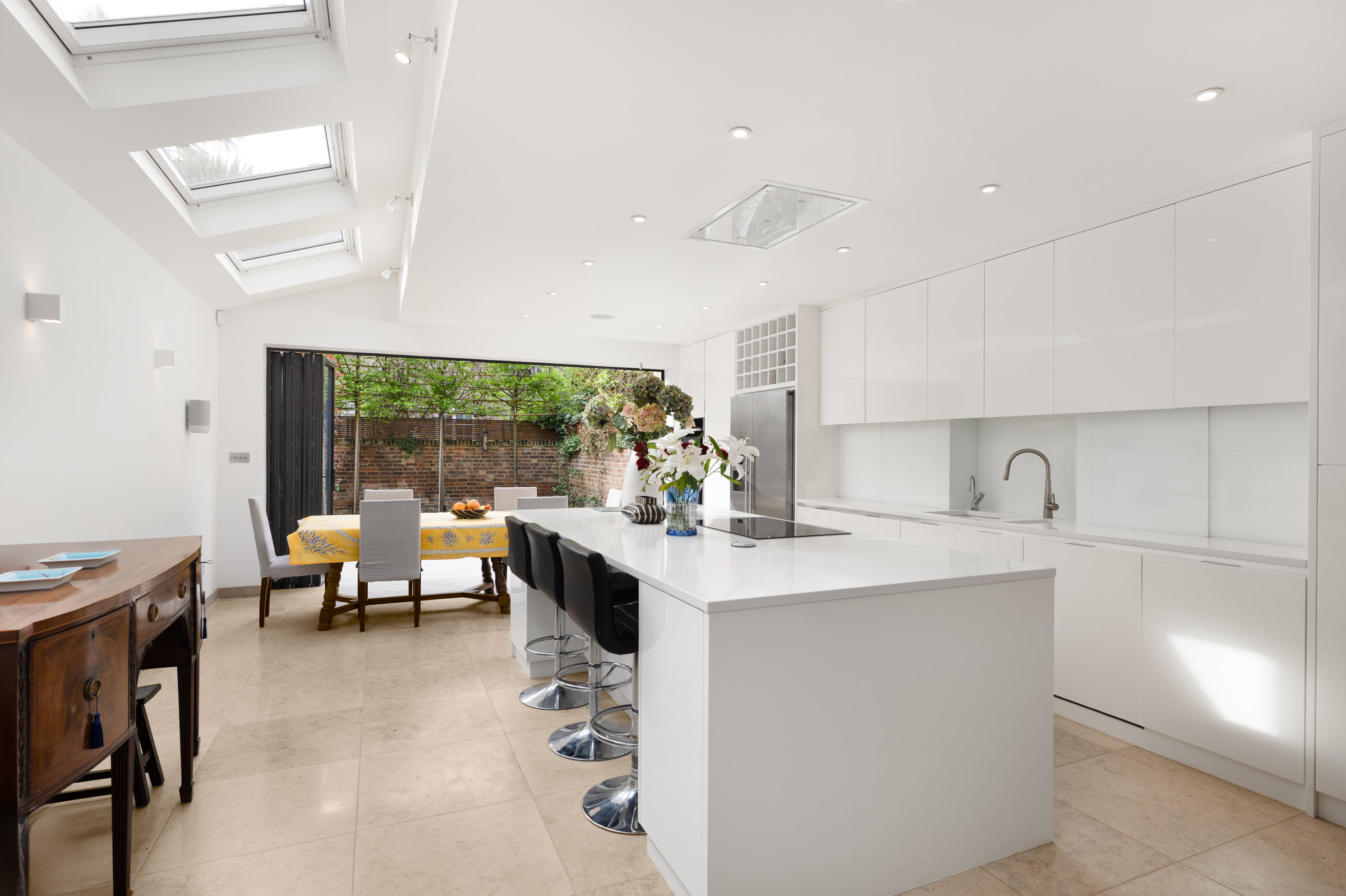 A Thoughtfully Extended Fulham House with a South-Facing Garden and Roof Terrace