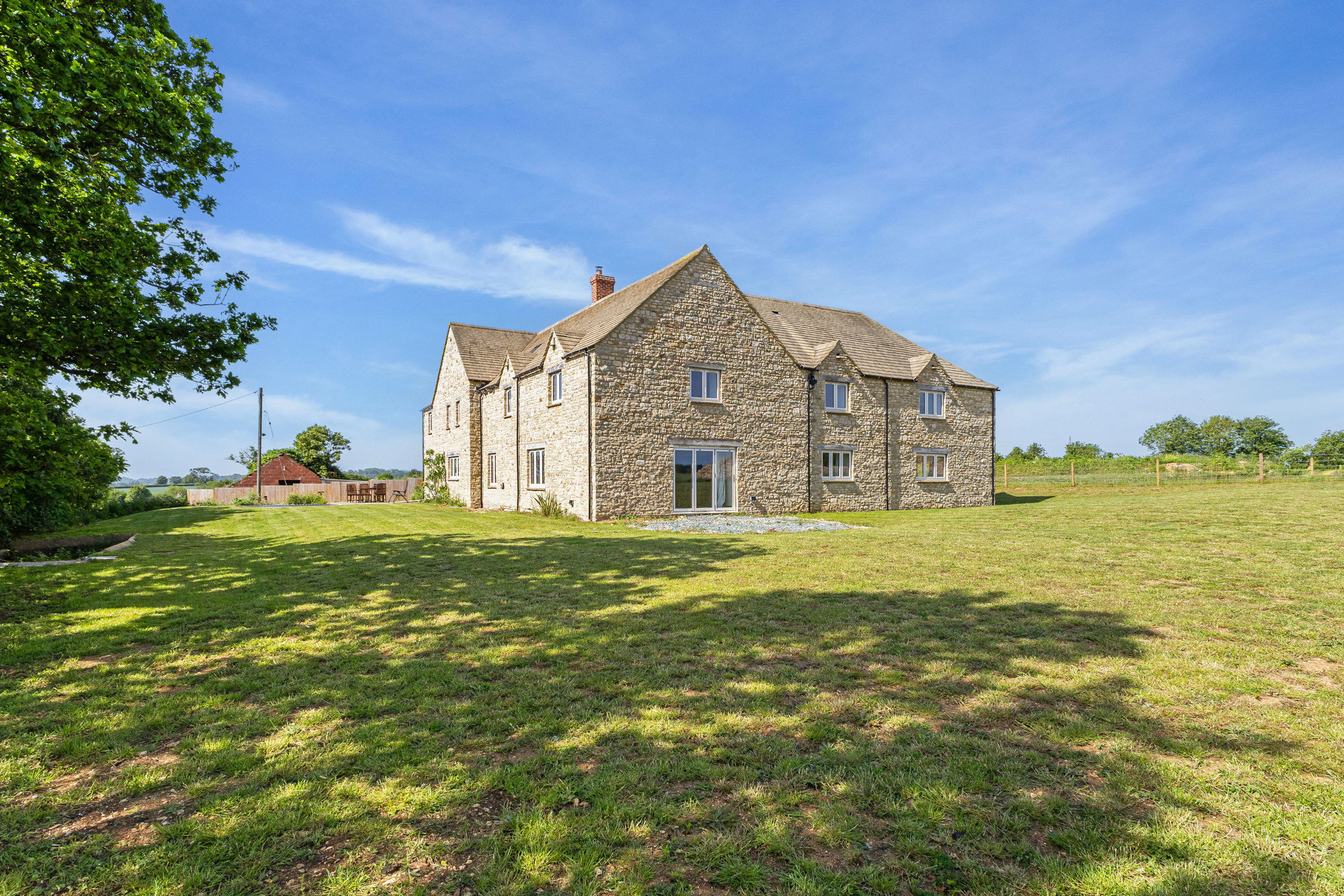 A substantial Oxfordshire farmhouse with over 9,200 sq ft of accommodation