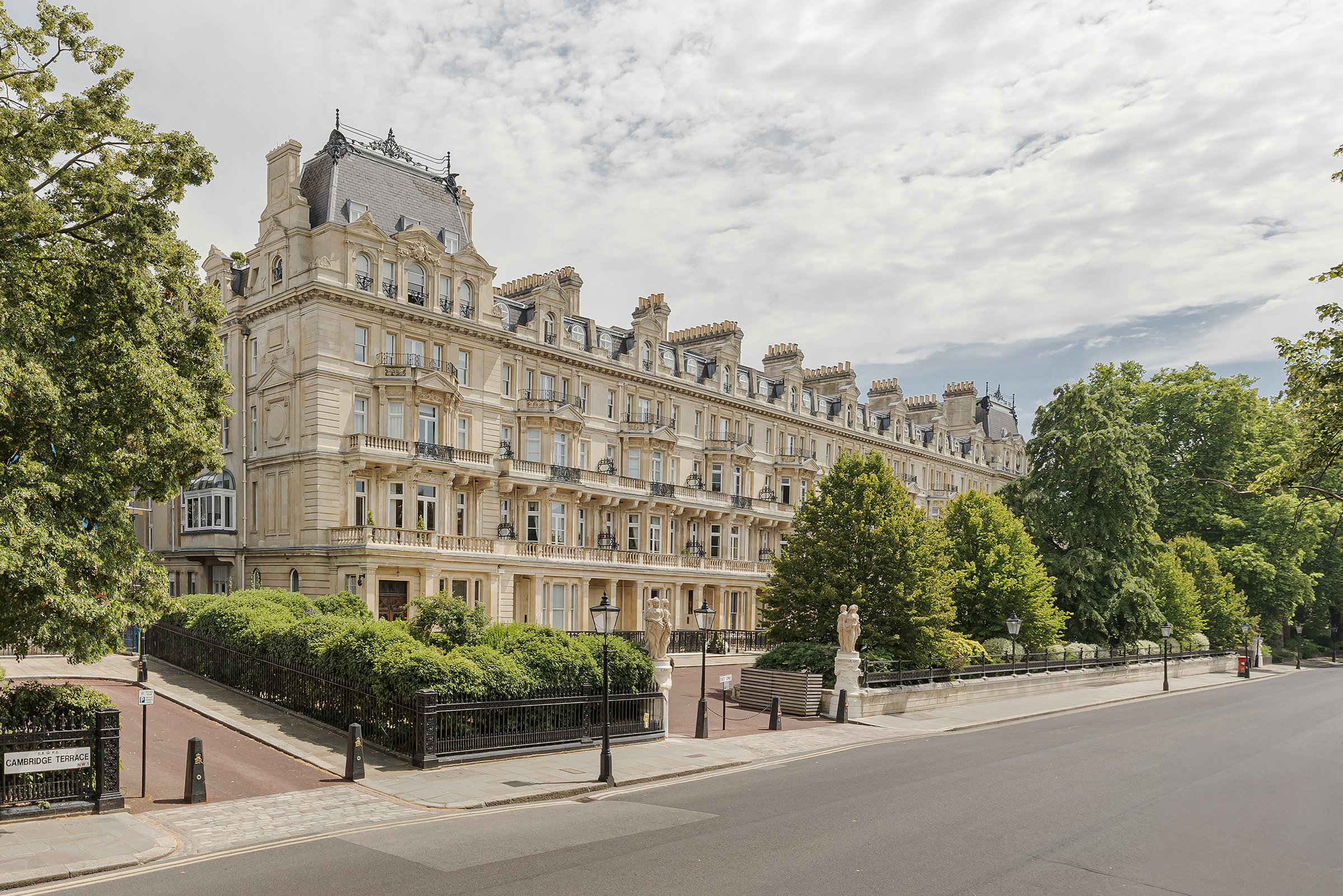 A Grand Triplex Apartment Overlooking Regent's Park